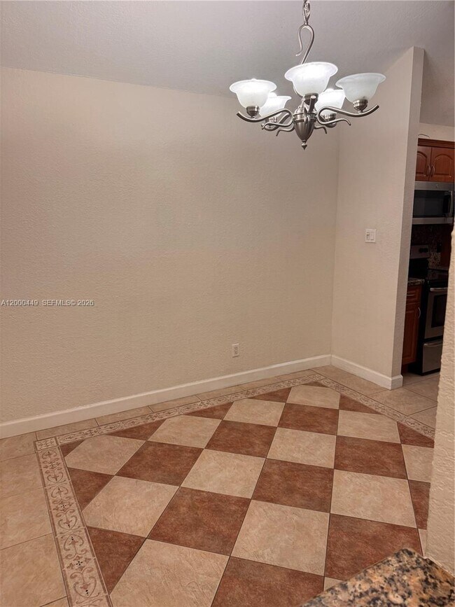 Building Photo - 10610 SW 158th Ct