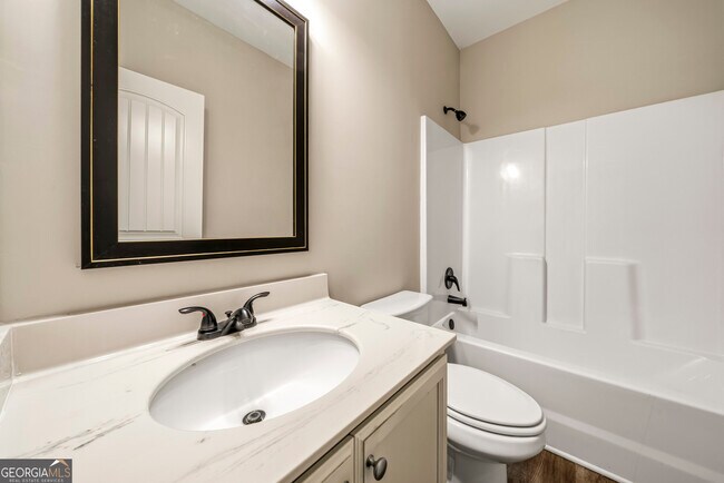 Building Photo - 54 Holsteiner Ln