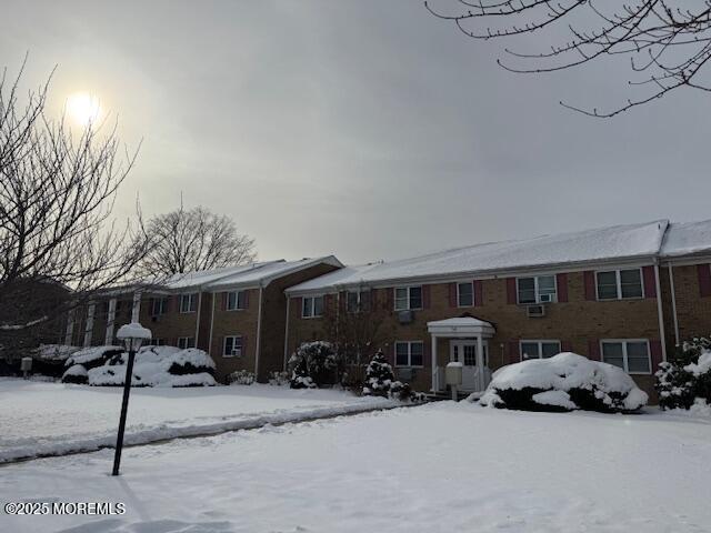 Building Photo - 61 Stonehurst Blvd