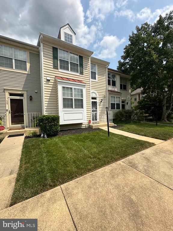 Building Photo - 953 Dunloring Ct