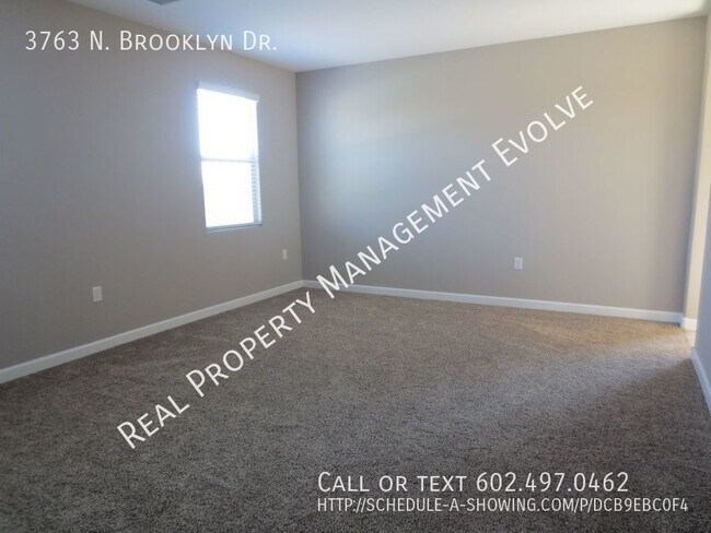 Building Photo - COME TOUR TODAY!