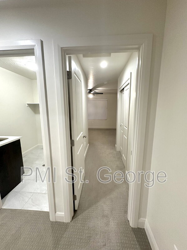 Building Photo - 3226 E 2930 S