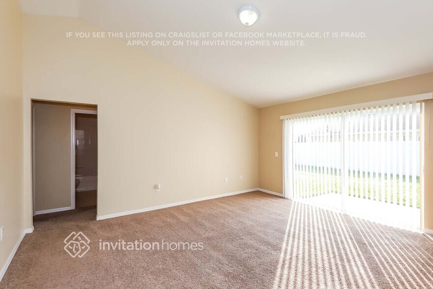 Building Photo - 3201 Thoroughbred Loop N