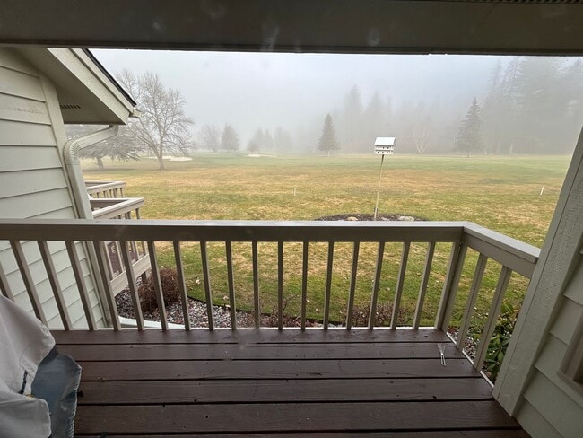 Building Photo - 2 Bedroom with Loft on Private Golf Course, Amazing Views!