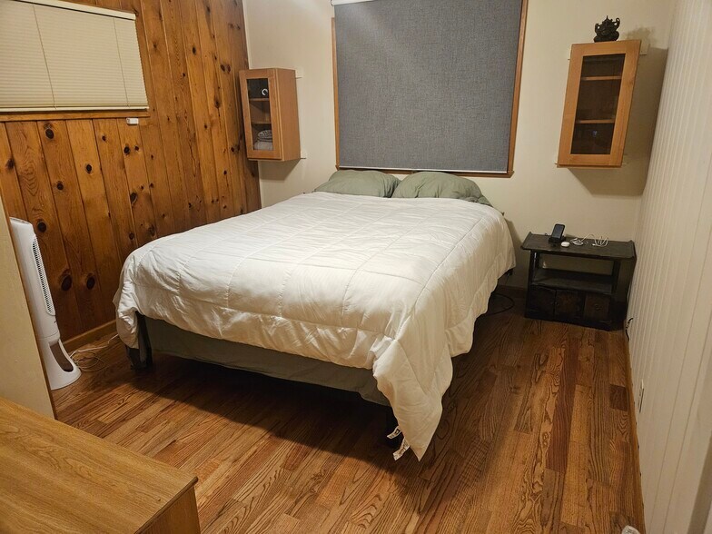 Main House br 1 - 807 E Yampa St