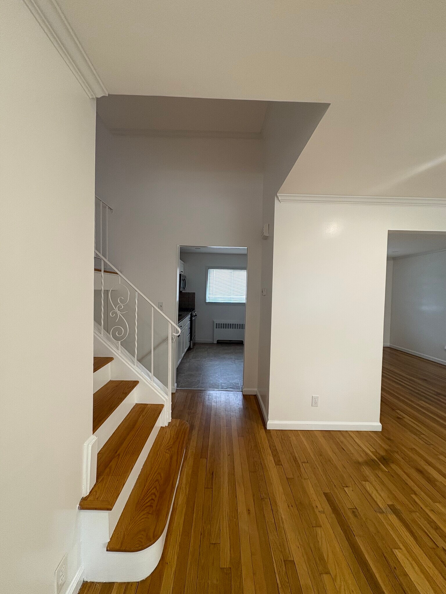 Building Photo - 49 Catalpa St