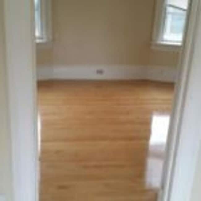 Building Photo - 2614 N Prospect Ave