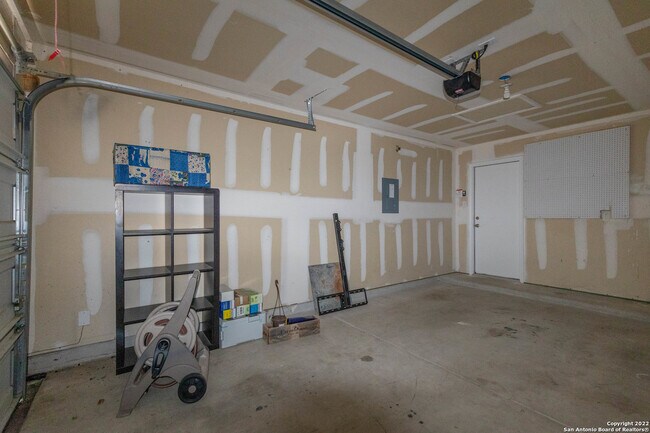 Building Photo - 2319 Salmon Creek
