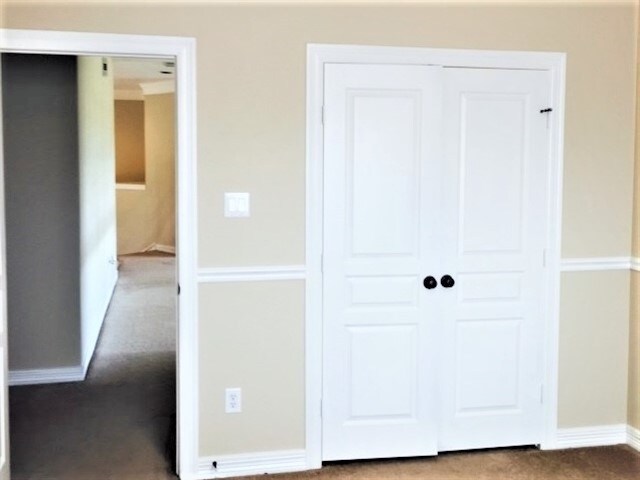 Building Photo - 325 Lancaster Ln