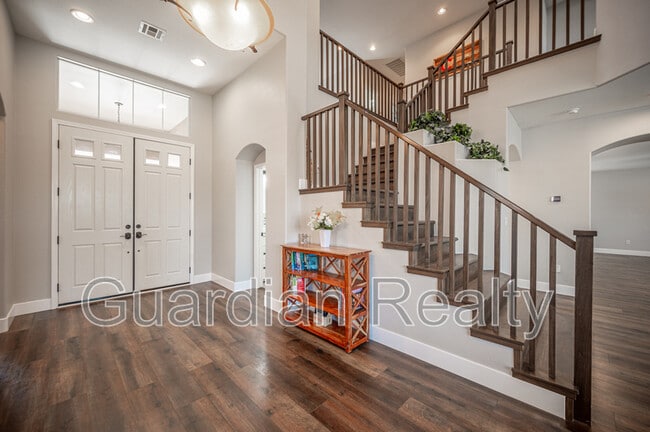 Building Photo - 11112 Pine Greens Ct