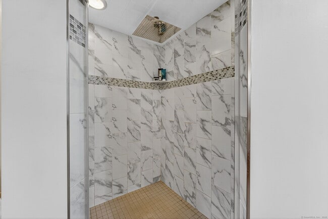 Building Photo - 71 Cherry Swamp Rd