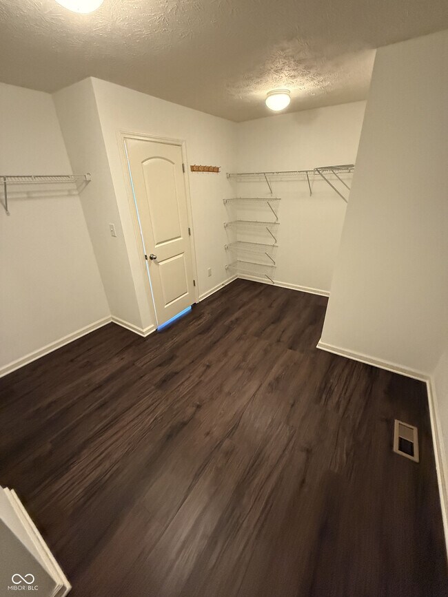 Building Photo - 7824 Newhall Way