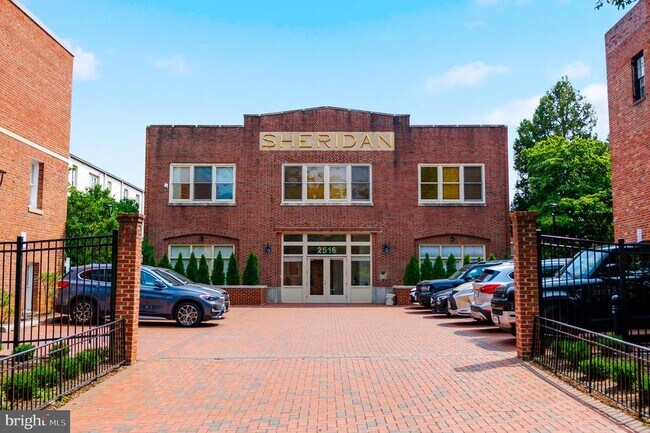 Building Photo - 2516 Q St NW