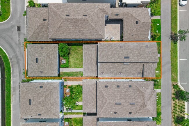 Building Photo - Barely Living in Single Family 3bed/2bath/2-car garage in Lake Nona