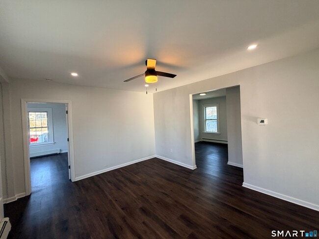 Building Photo - 1769 Park Ave