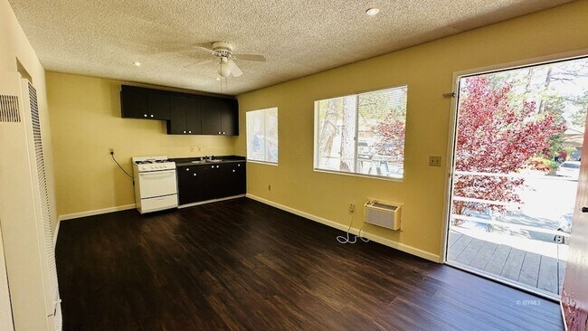 Building Photo - 25840 CA-243