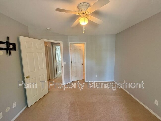 Building Photo - 37 Timber Crest Ct