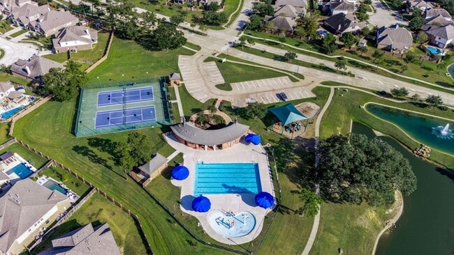 Building Photo - 22719 Shieldhall Ln