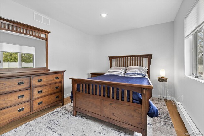 Building Photo - 3 Harbor Rd