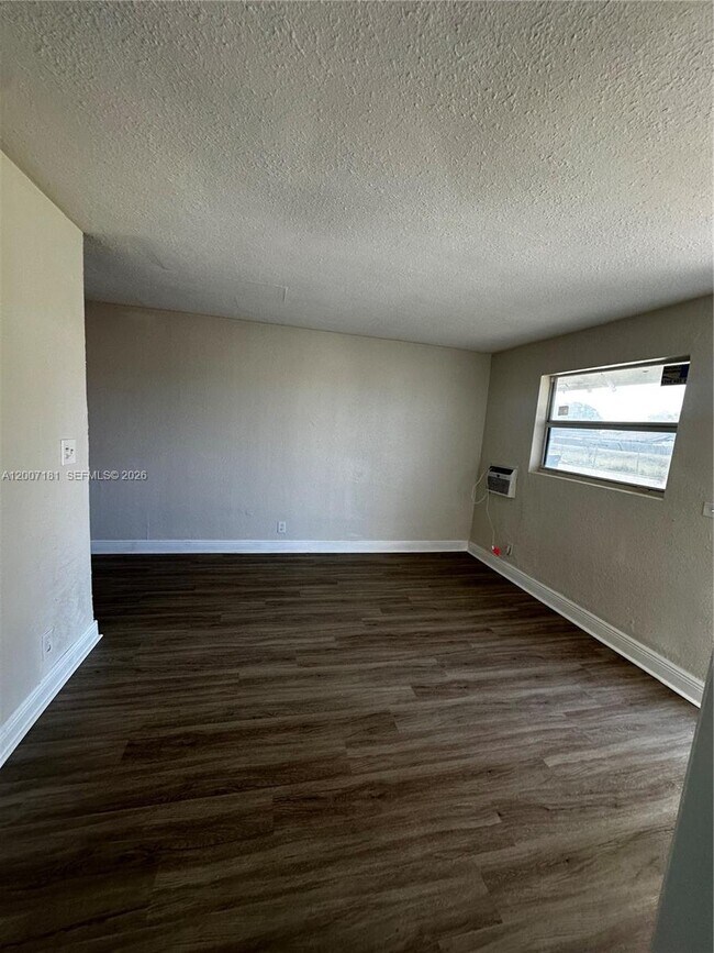 Building Photo - 11840 SW 212th St