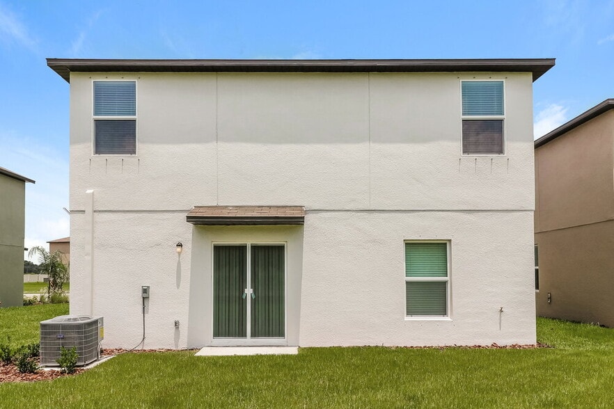 Building Photo - 2161 Skybrooke Blvd