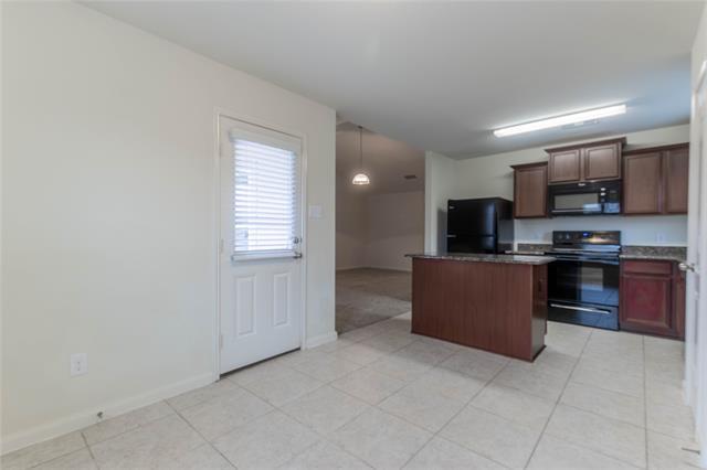 Building Photo - 211 Magnolia Dr