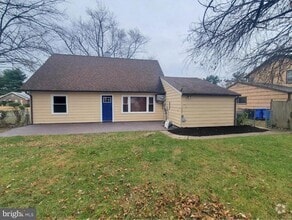 Building Photo - 129 Pheasant Ln