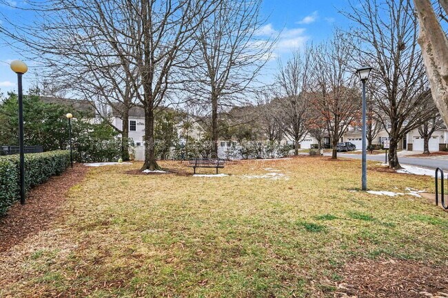 Building Photo - 4709 Morning Dew Ct