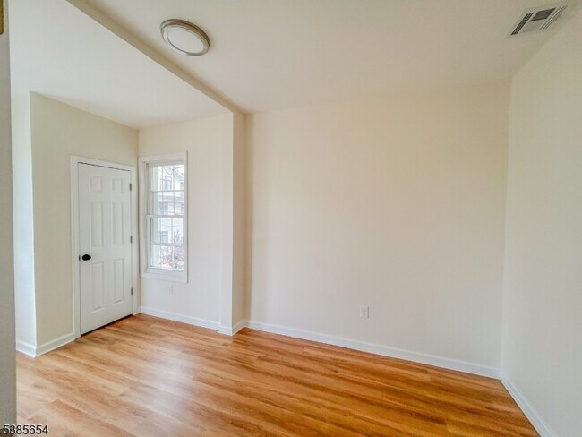 Building Photo - 261 22nd St