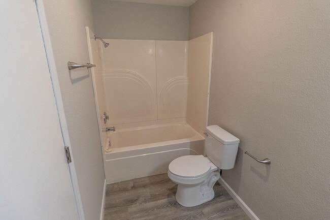 Building Photo - 3408 Balboa Ln