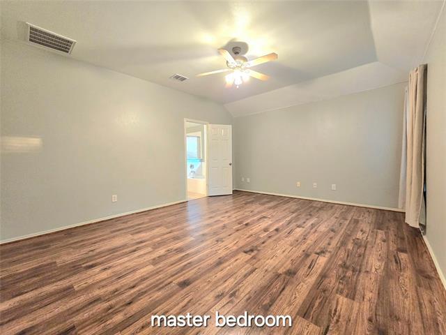 Building Photo - 5423 Lavaca Rd