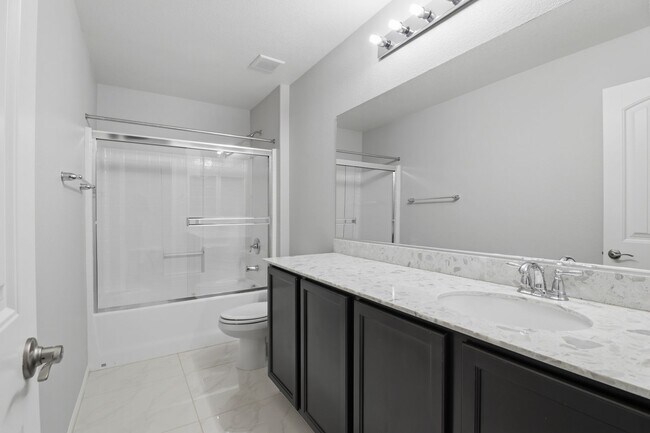 Building Photo - SW!!! Casita!!!! Single Story!!! 4 Bedrooms!!! Gated!!! End or Cut De Sac!!! Community green area...