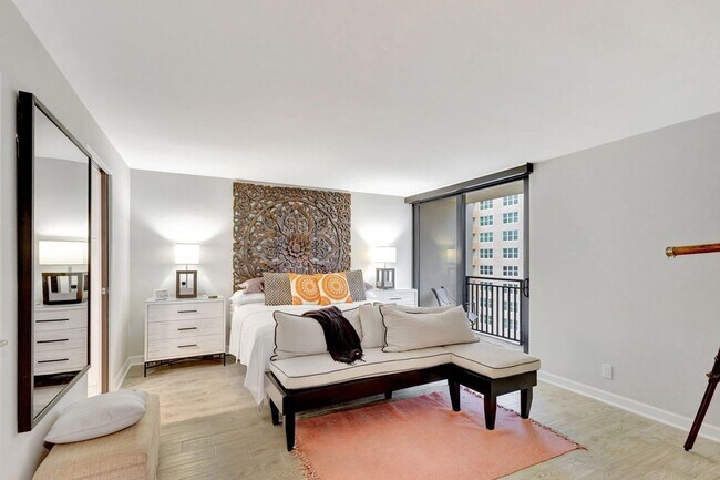Building Photo - 5460 N Ocean Dr