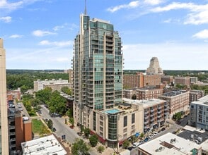 Building Photo - 4909 Laclede Ave