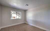 Building Photo - 3151 N Soaring Gulls Dr