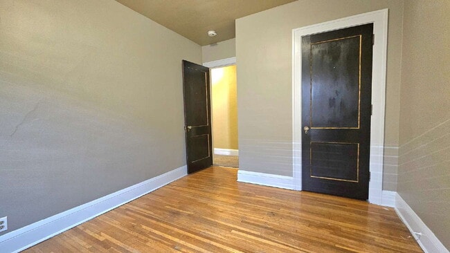 Building Photo - 2823 Portland Ave