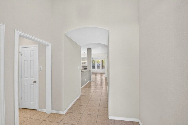 Building Photo - 2668 Costa Mesa Dr