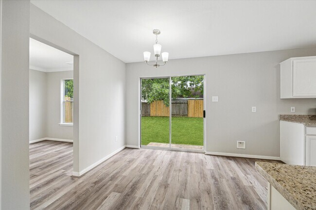 Building Photo - 7347 Parkland Manor Dr
