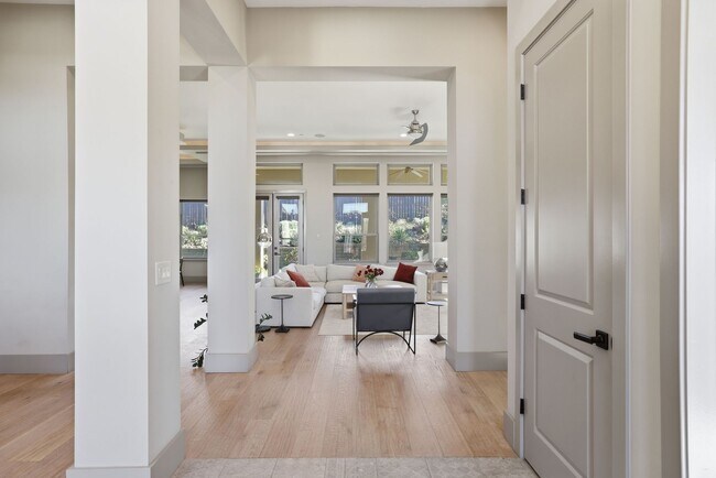 Building Photo - 3813 Calverhall Way