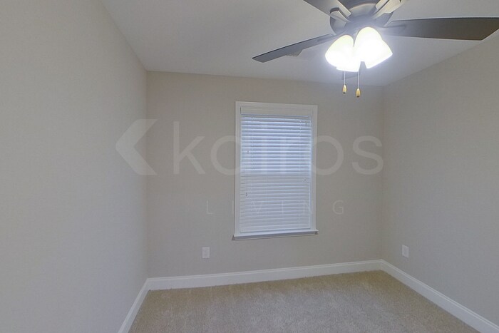 Building Photo - 166 Allentown Wy