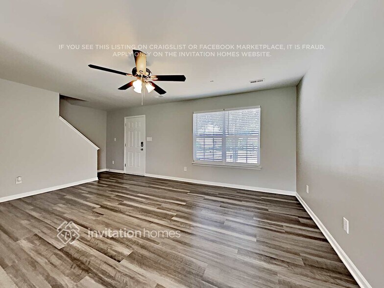 Building Photo - 14633 Arlandes Dr