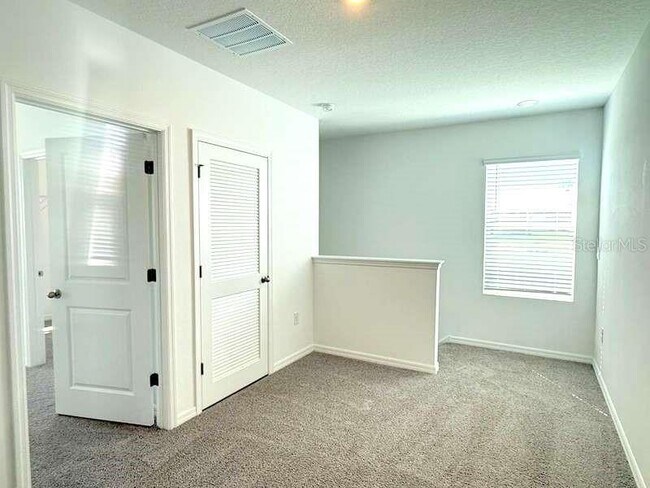 Building Photo - 32893 Osprey Peak Wy