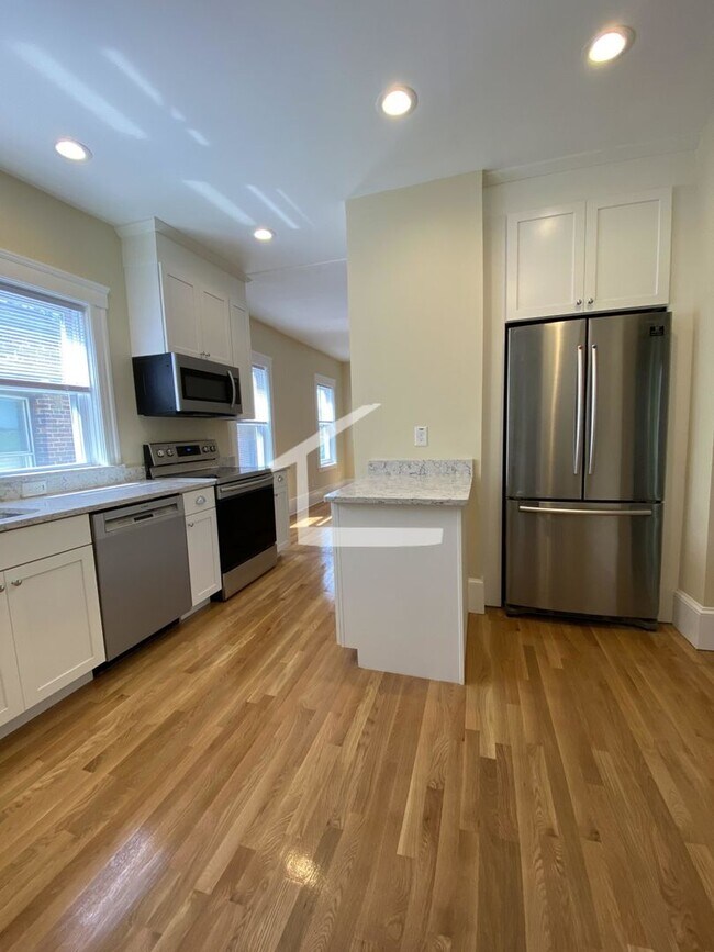 Brookline / Washington Sq 4 Bed/2 Bath with INDIVIDUAL, PRIVATE BEDROOMS for Rent. Available Now - Brookline / Washington Sq 4 Bed/2 Bath with INDIVIDUAL, PRIVATE BEDROOMS for Rent.  Available Now