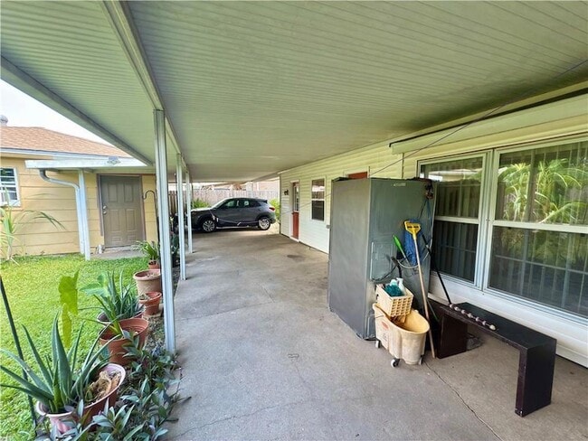 Building Photo - 316 Bienville Dr