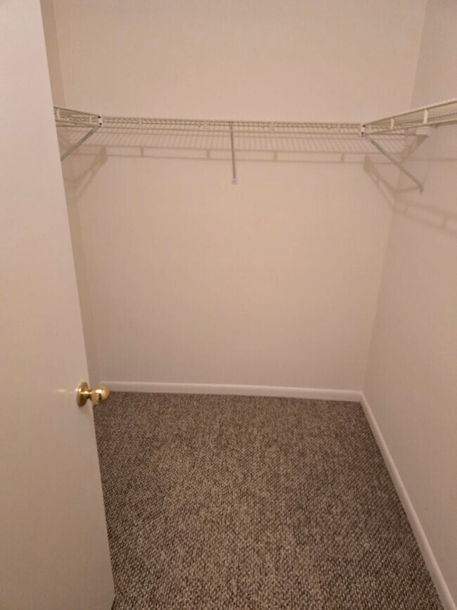 Building Photo - 1200 Tamiami Ln