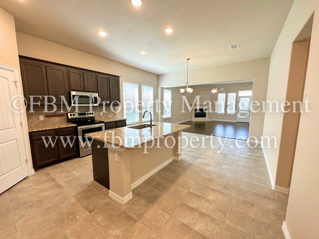 Building Photo - 2809 Belmont Dr