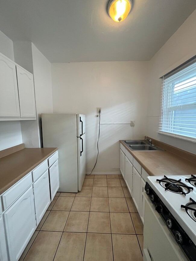 Interior Photo - 245