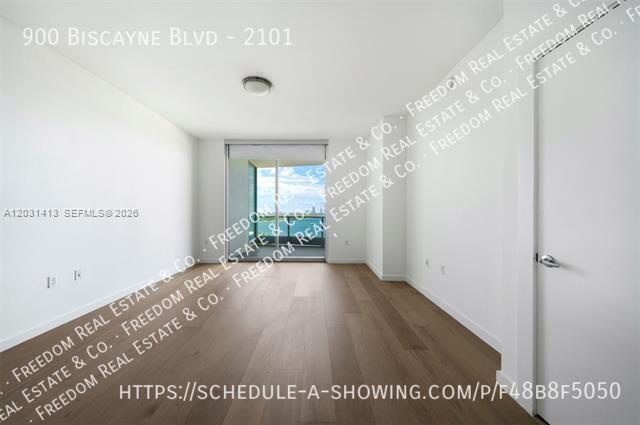 Building Photo - 900 Biscayne Blvd