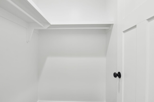 Building Photo - 4029 Cedar Fls Ln