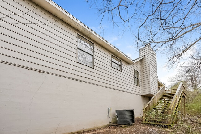 Building Photo - 3015 Apple Valley Ln